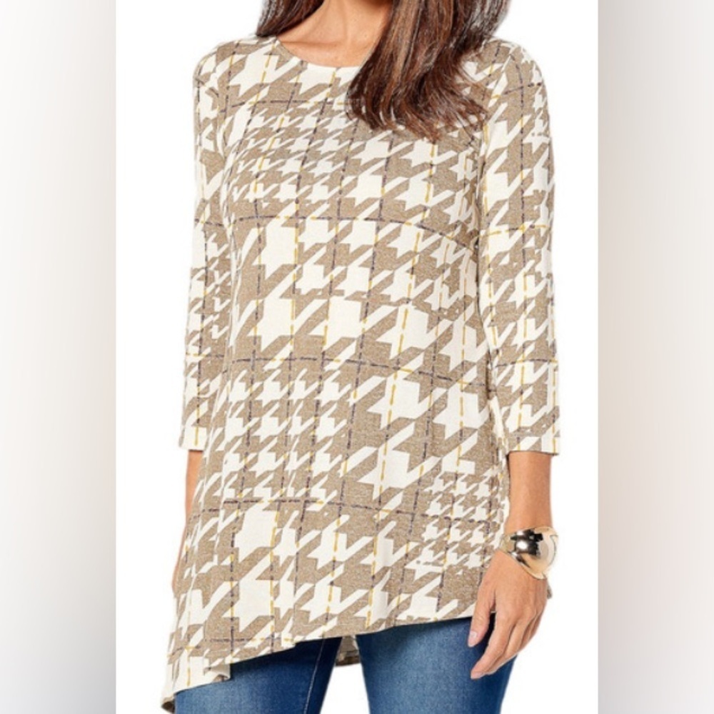 NEW - Attitude by Renee Petite Casknit Houndstooth Asymmetric Top Winter White